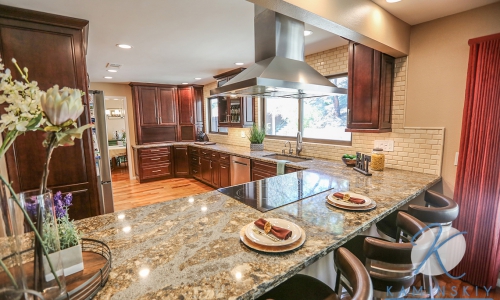 Lakeside Traditional Kitchen Remodel Company
