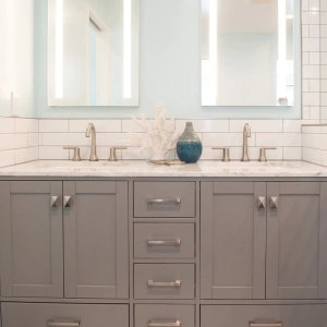 Master bathroom dual Vanity