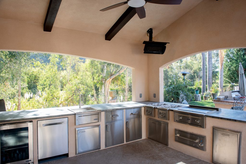 Outdoor Kitchen Appliances